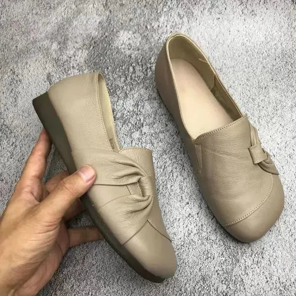 Linda™ - Women's leather shoes with a soft sole and non-slip surface