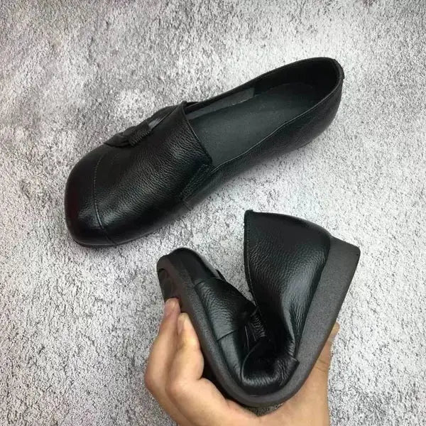 Linda™ - Women's leather shoes with a soft sole and non-slip surface
