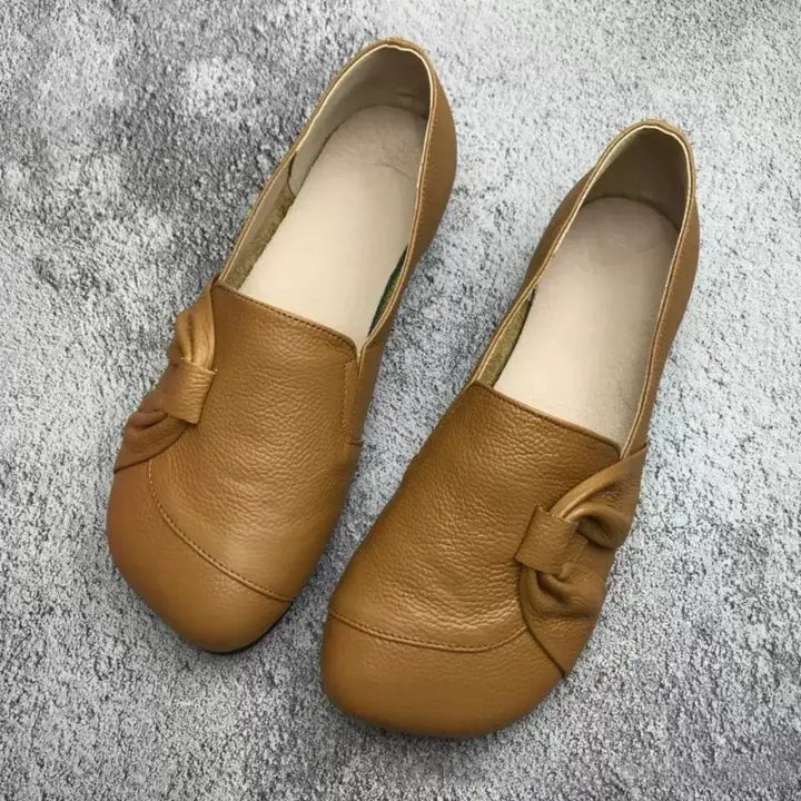 Linda™ - Women's leather shoes with a soft sole and non-slip surface