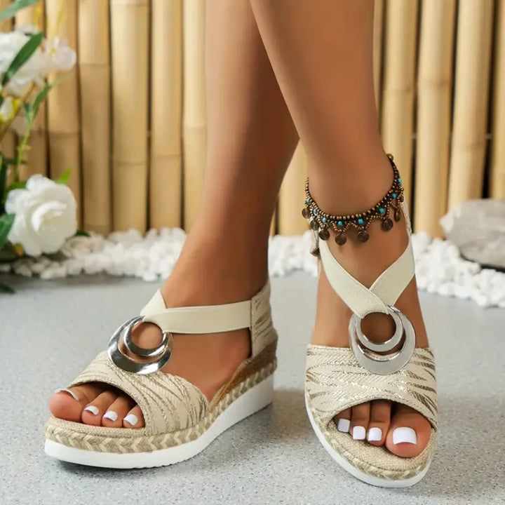 Orthopedic women's sandals with platform heel