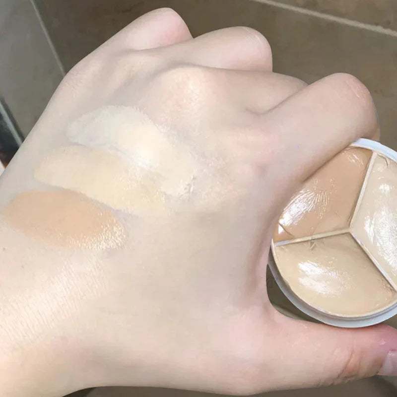 Multifunktionell concealer i tre färger - 1+1 Gratis