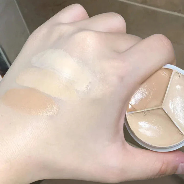 Multifunktionell concealer i tre färger - 1+1 Gratis