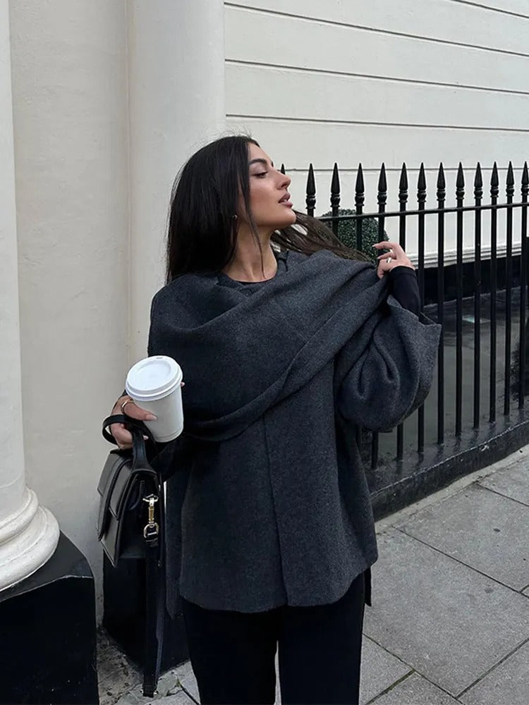 Mia | Viral Cape Mantel
