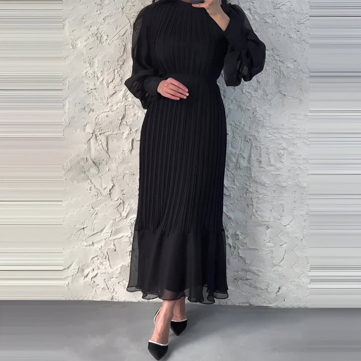Ylva™ - Elegant and Timeless Pleated Dress