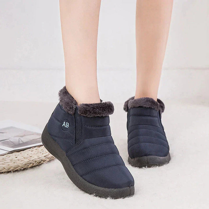 Noor | Cozy Winter Boots with Soft Interior