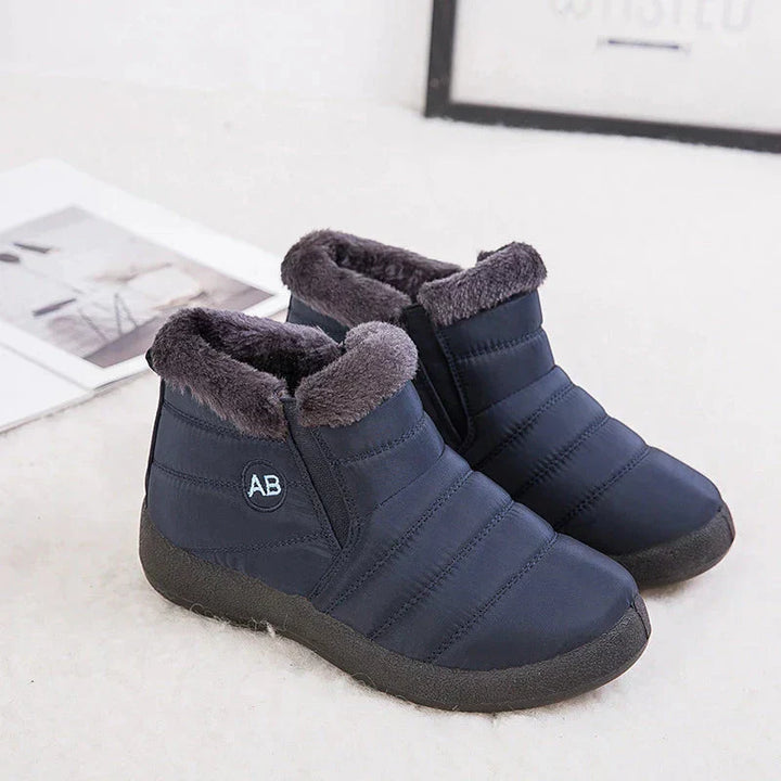 Noor | Cozy Winter Boots with Soft Interior