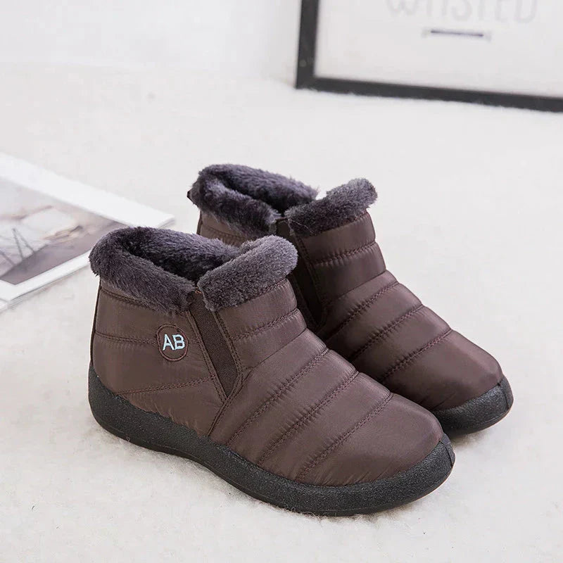 Noor | Cozy Winter Boots with Soft Interior